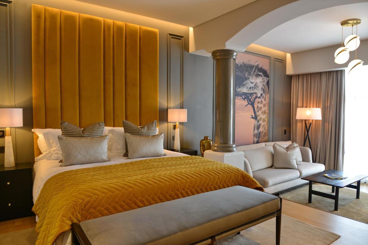 Apogee Boutique & Hotel